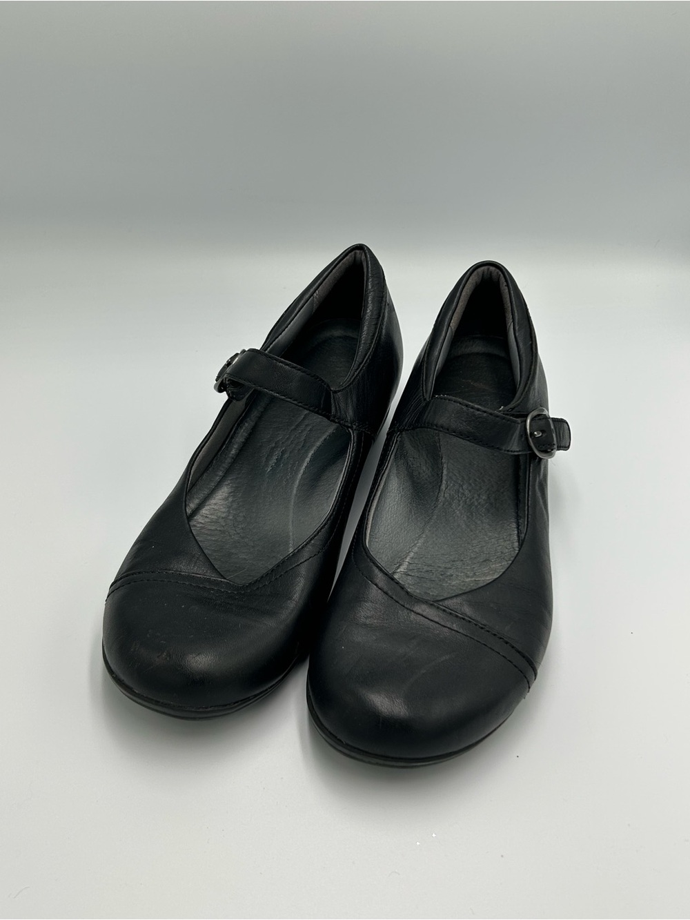 Dansko Fawna Mary Jane Black Leather Size 38 Classic Woman’s